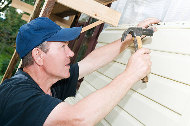 Best Composite Siding  in Rio, WI